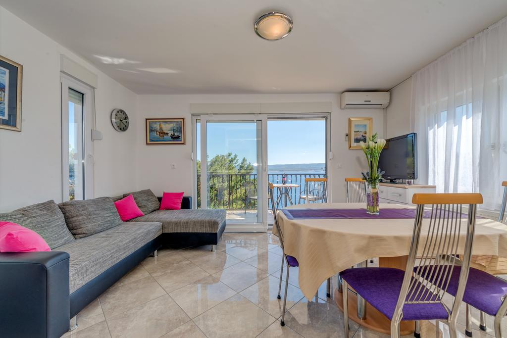 Apartments Vukasovic Mimice Exterior photo