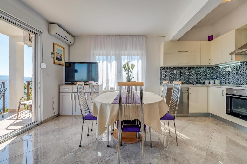 Apartments Vukasovic Mimice Exterior photo